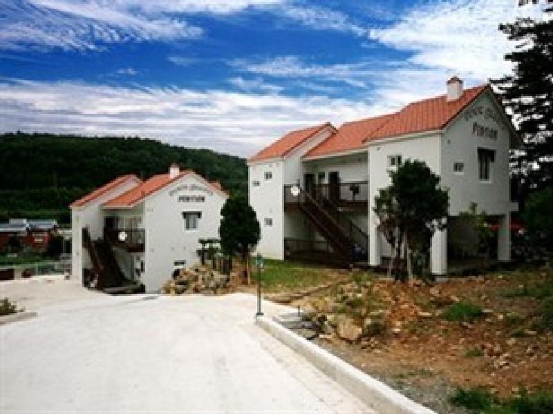 Ever Green Pension Geoje Dış mekan fotoğraf
